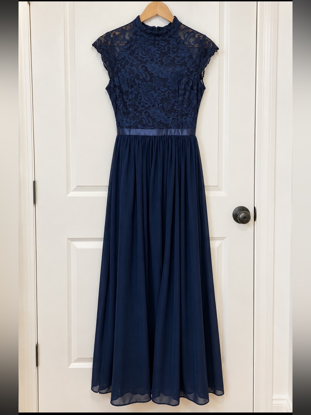 NWT MIUSOL M3862 Navy Blue Floral Lace Maxi Dress Size L